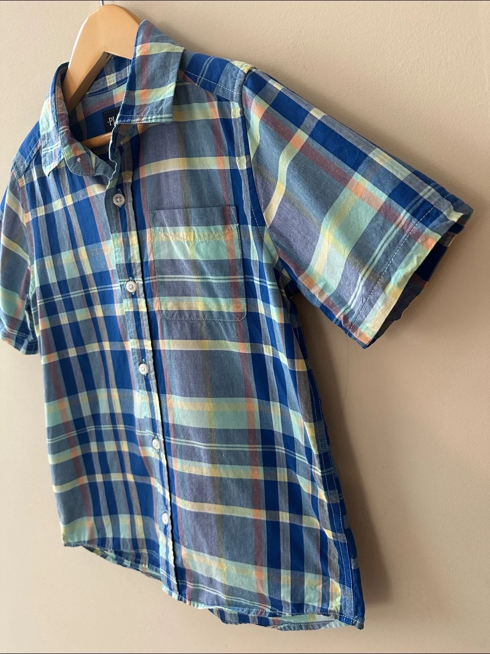 8/$25 The Children's Place Boys Size 7/8 Blue Short-Sleeve Button-Down Shirt